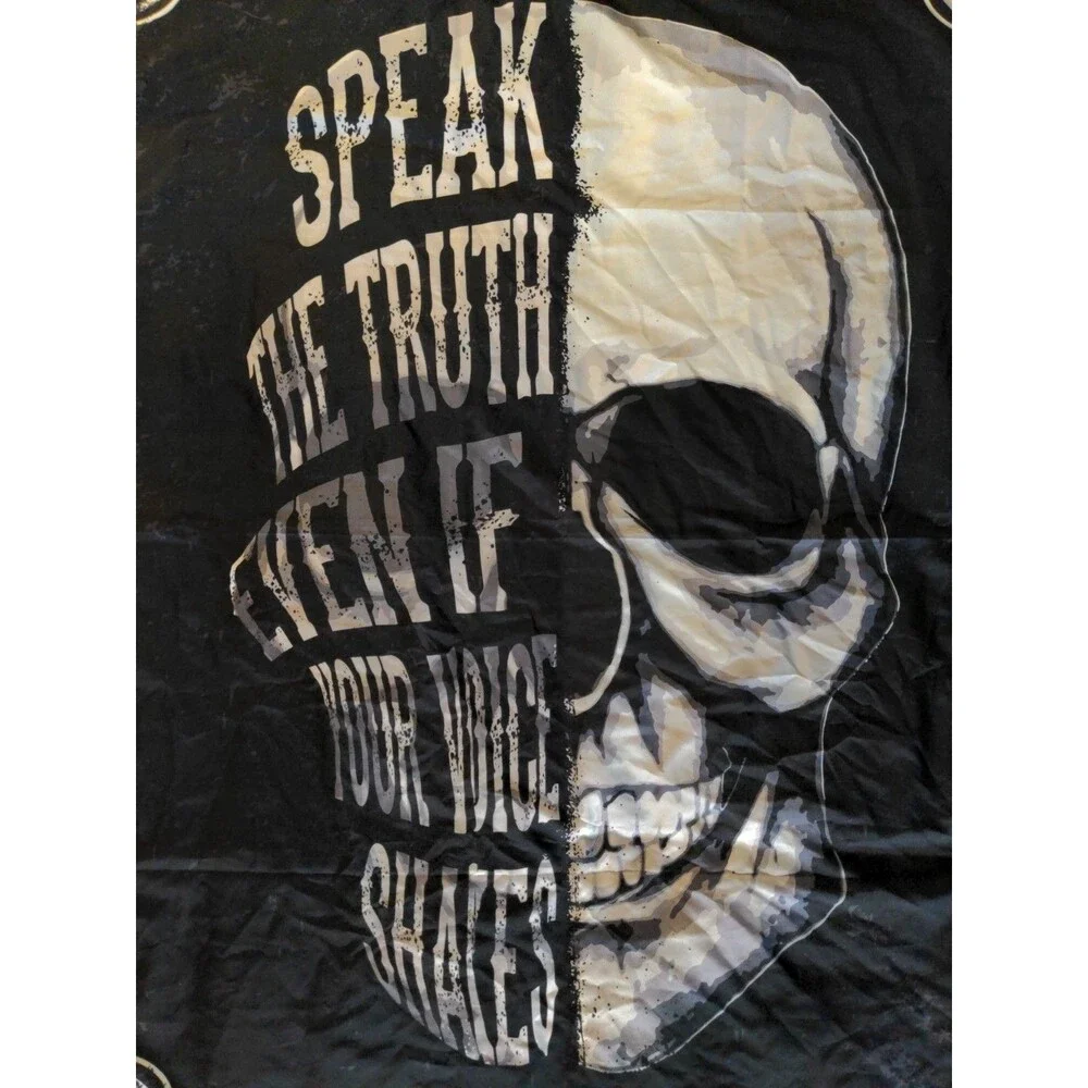 Skull Tapestry 